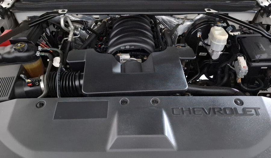 Chevrolet Suburban 5.3 A LS AT Suv 2015