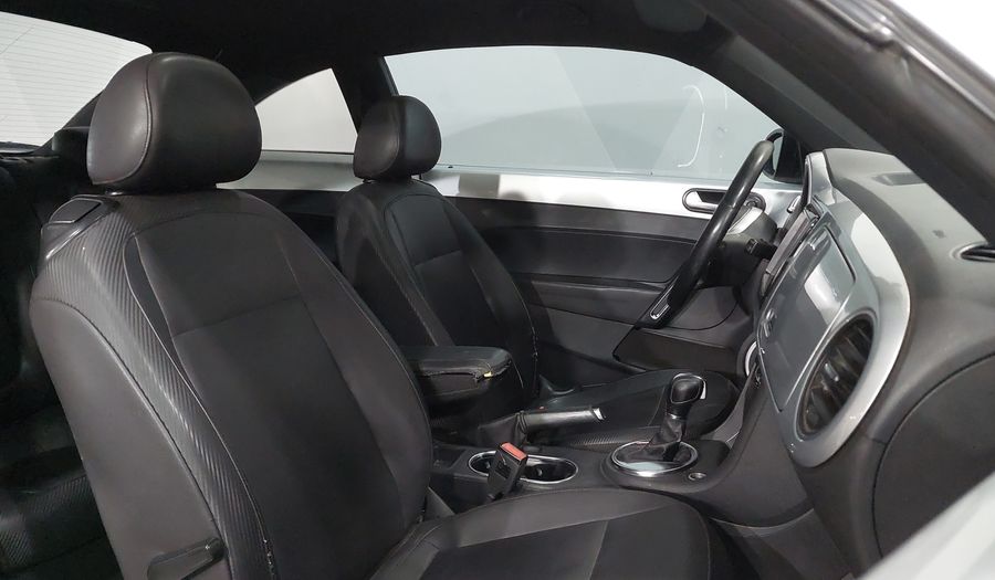 Volkswagen Beetle 2.5 SPORT TIPTRONIC Hatchback 2012