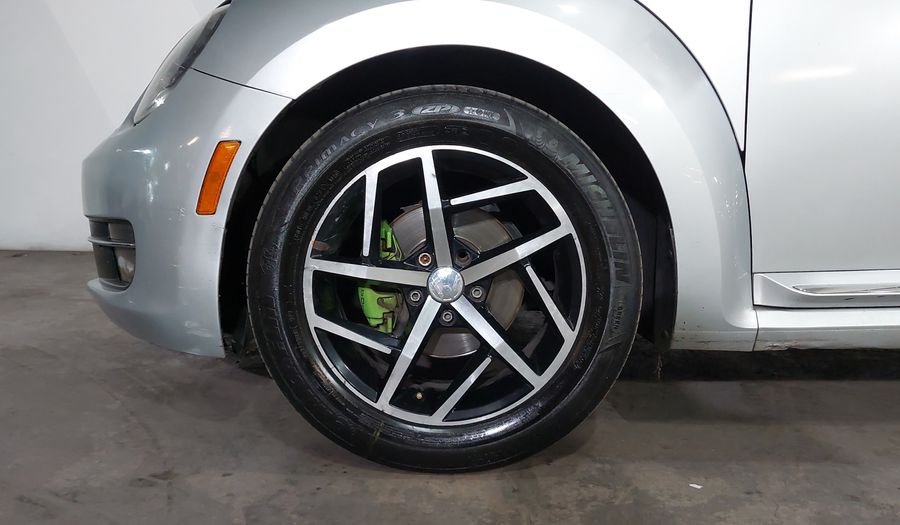 Volkswagen Beetle 2.5 SPORT TIPTRONIC Hatchback 2012