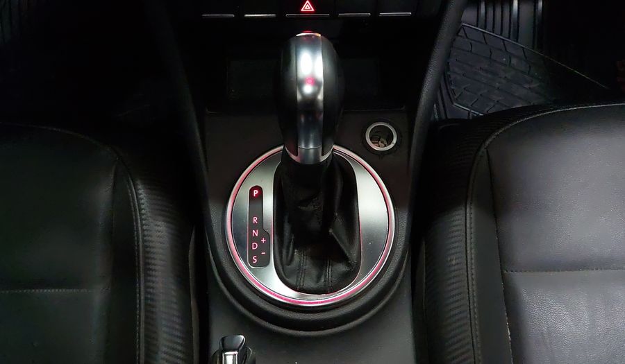 Volkswagen Beetle 2.5 SPORT TIPTRONIC Hatchback 2012