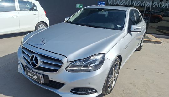 Mercedes Benz • Clase E