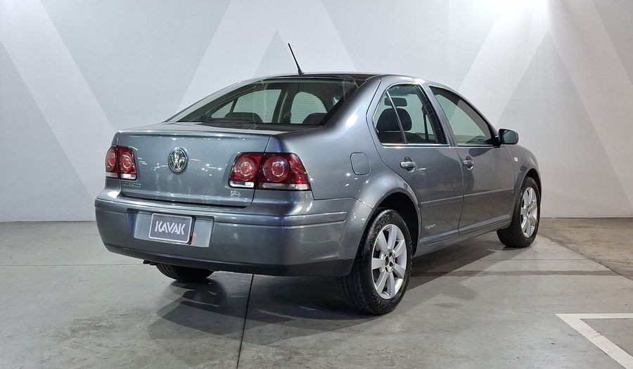 Volkswagen Jetta Clasico 2.0 CL TEAM MT Sedan 2014