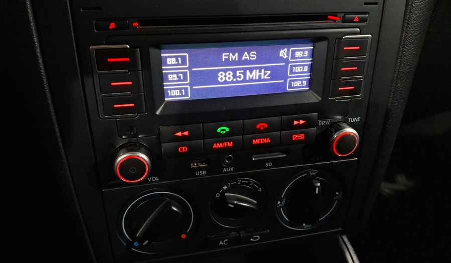 Volkswagen Jetta Clasico 2.0 CL TEAM MT Sedan 2014