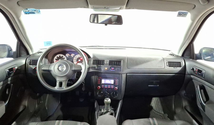 Volkswagen Jetta Clasico 2.0 CL TEAM MT Sedan 2014