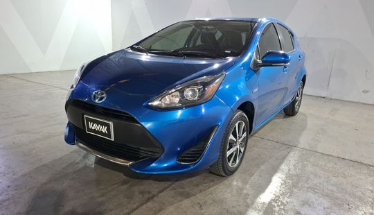 Toyota • Prius C