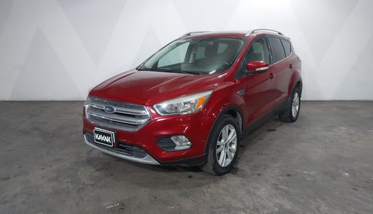 Ford • Escape