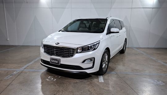 Kia • Sedona
