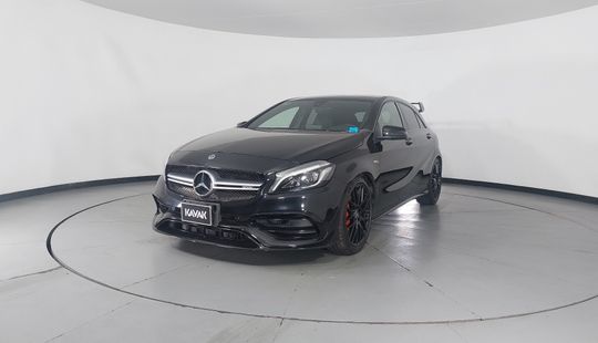 Mercedes Benz • Clase A
