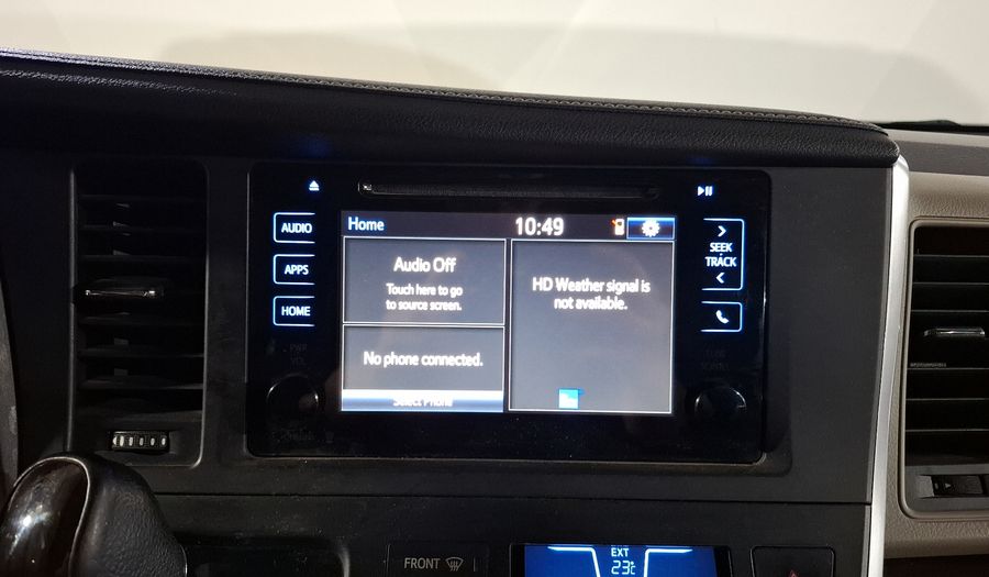Toyota Sienna 3.5 XLE AT Minivan 2015