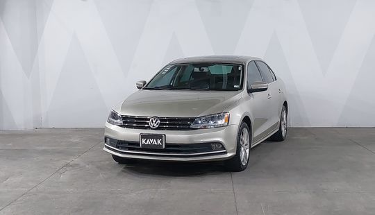 Volkswagen • Jetta