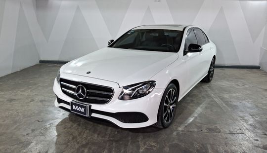 Mercedes Benz • Clase E