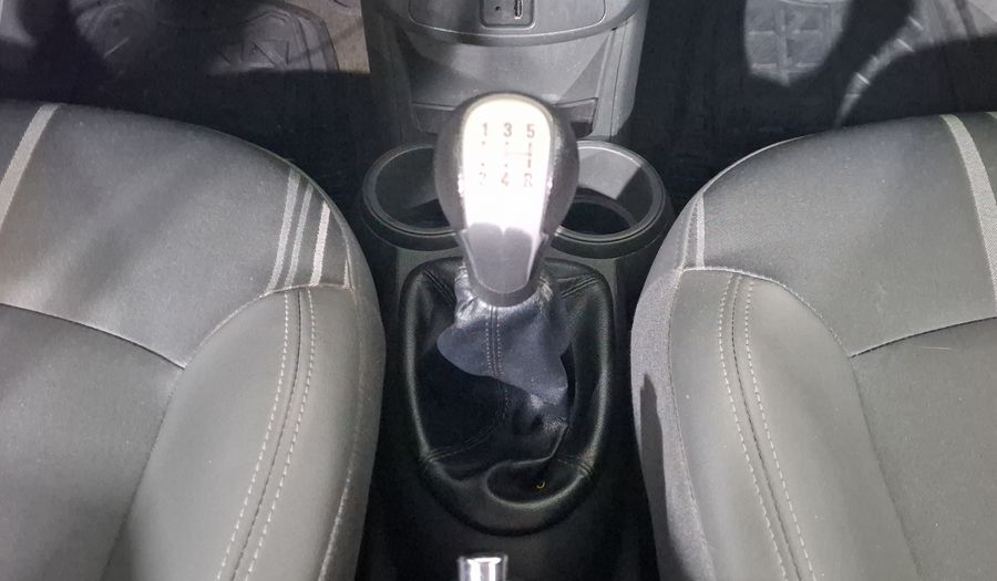 Chevrolet Spark 1.2 LTZ C MT Hatchback 2014