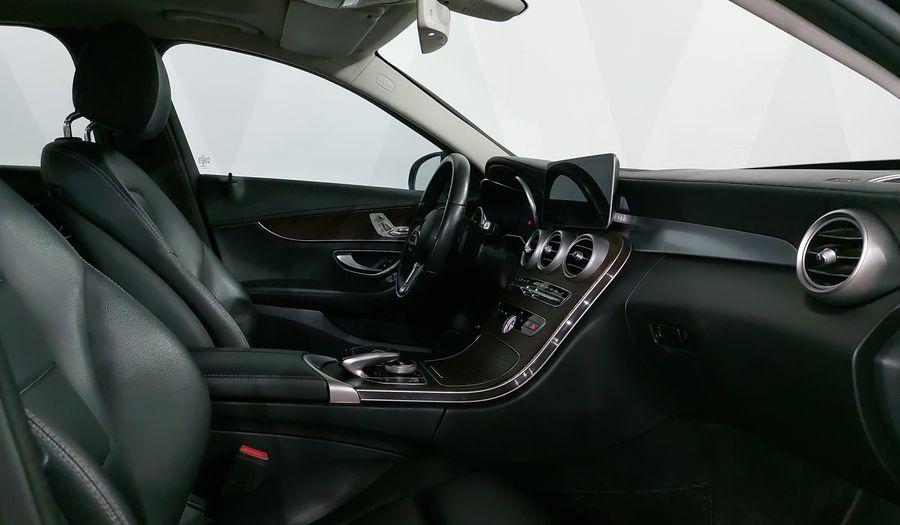 Mercedes Benz Clase C 2.0 200 EXCLUSIVE AUTO Sedan 2020