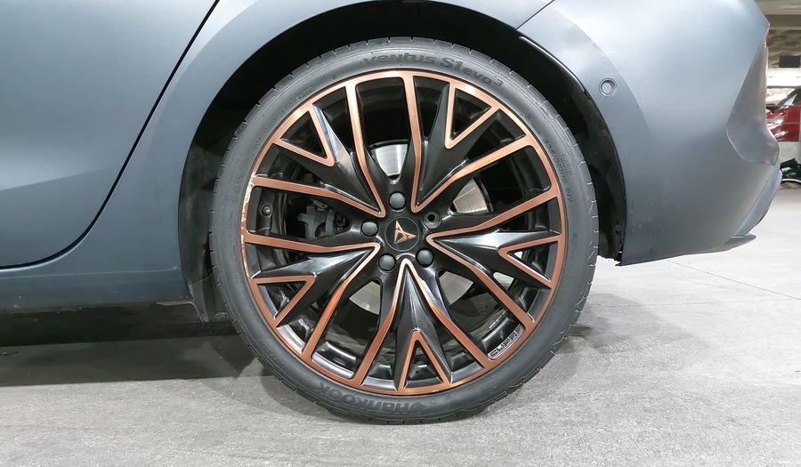 Cupra Leon 2.0 HIGH DCT Hatchback 2022