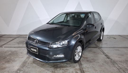 Volkswagen • Polo