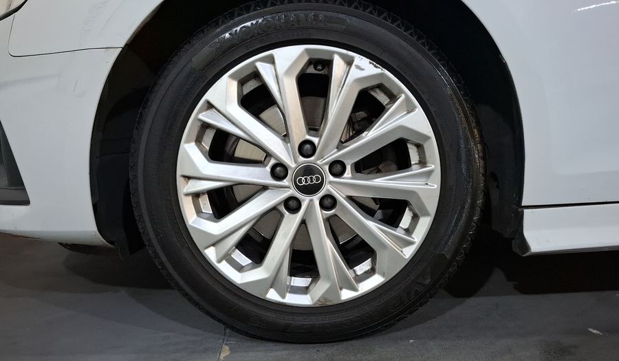 Audi A4 2.0 MHEV 40 TFSI DYNAMIC DCT Sedan 2021