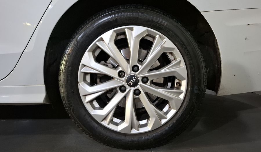 Audi A4 2.0 MHEV 40 TFSI DYNAMIC DCT Sedan 2021