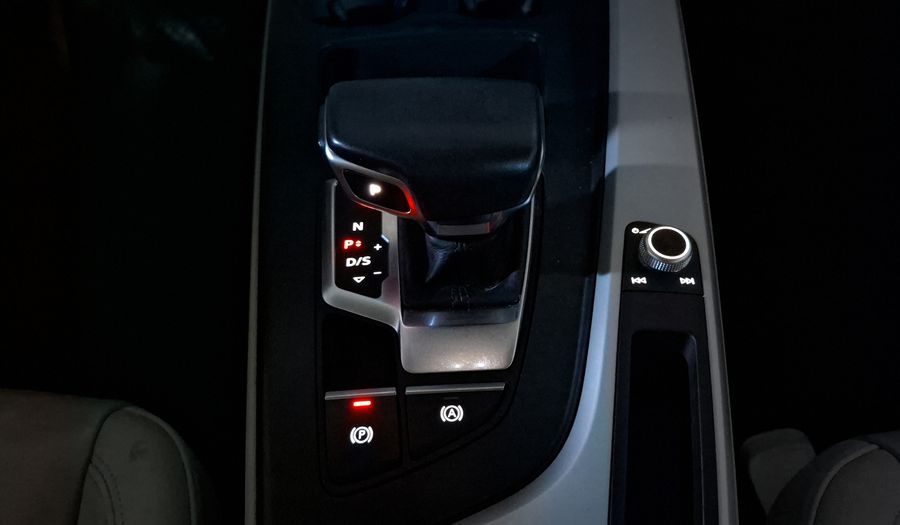 Audi A4 2.0 MHEV 40 TFSI DYNAMIC DCT Sedan 2021