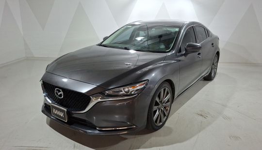 Mazda • Mazda 6