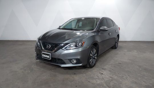 Nissan • Sentra
