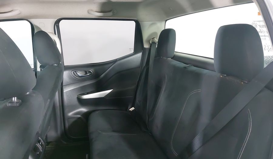 Nissan Np300 2.5 LE TM AC Pickup 2017