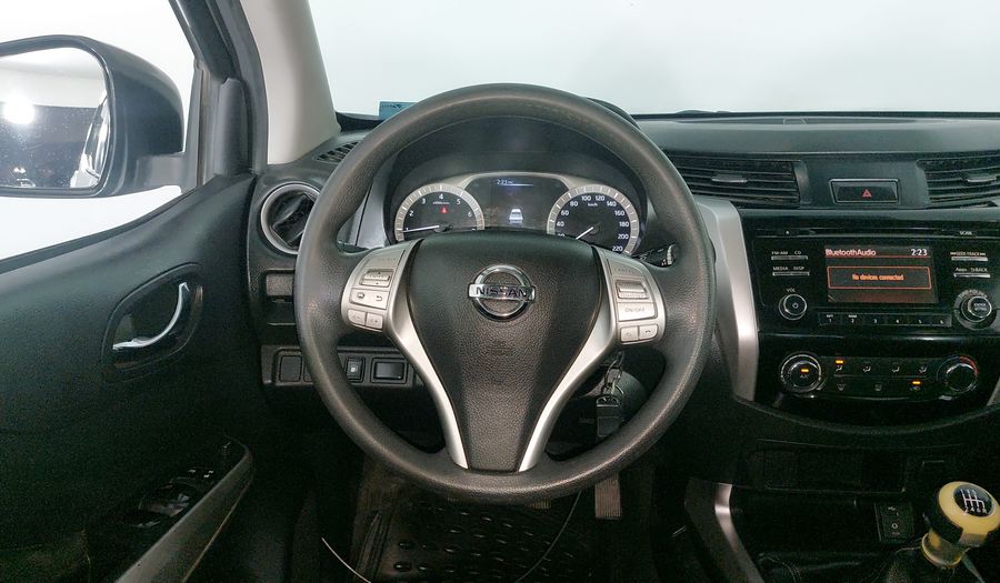 Nissan Np300 2.5 LE TM AC Pickup 2017