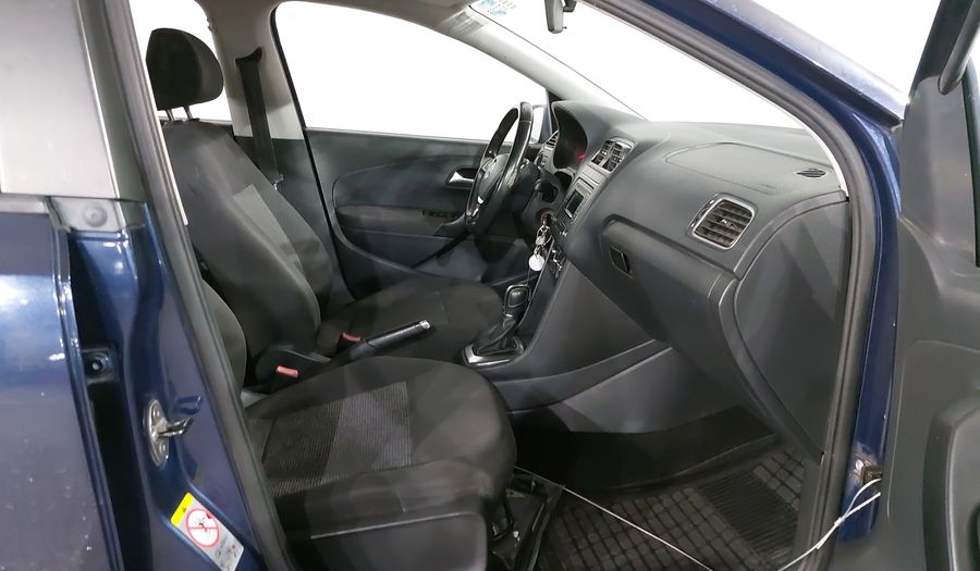 Volkswagen Polo 1.6 TIPTRONIC Hatchback 2016
