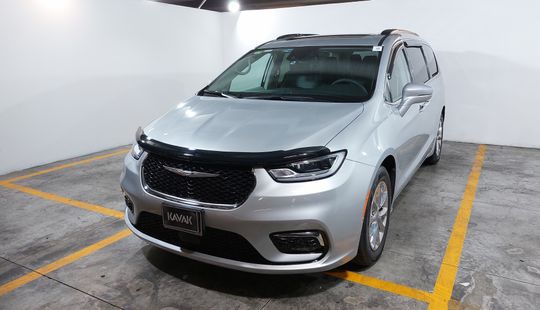 Chrysler • Pacifica