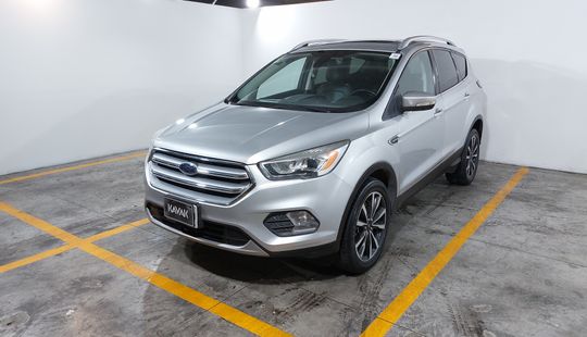 Ford • Escape