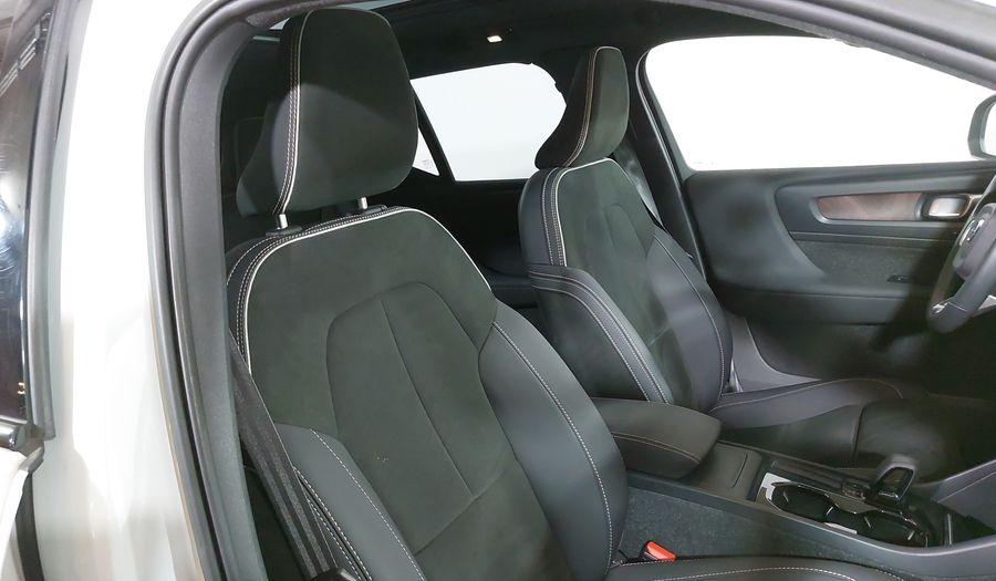 Volvo Xc40 BEV 69KWH RECHARGE PLUS AUTO Suv 2023