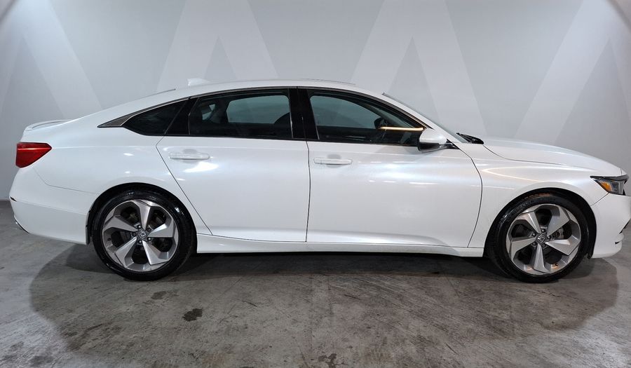 Honda Accord 2.0 TOURING AUTO Sedan 2018