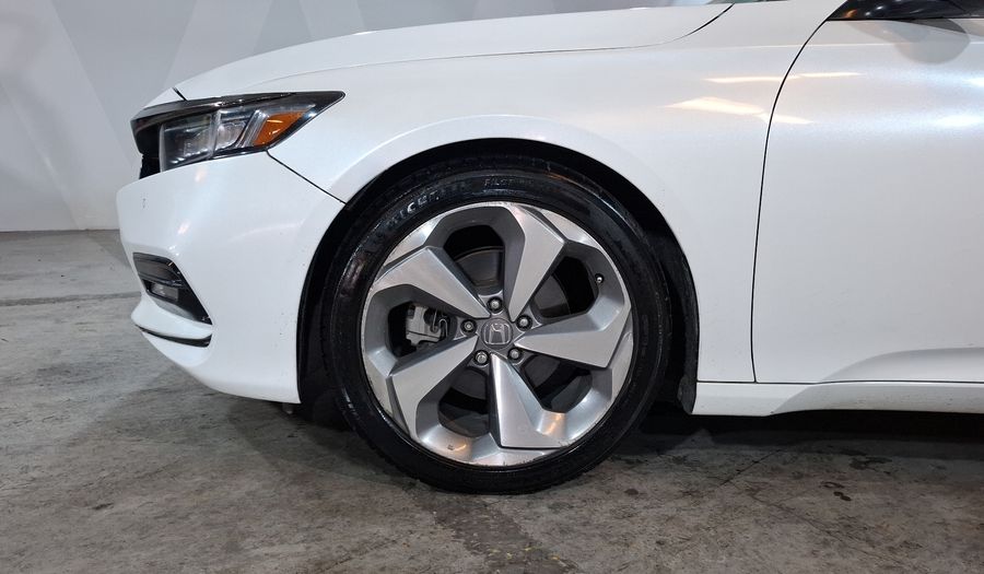 Honda Accord 2.0 TOURING AUTO Sedan 2018