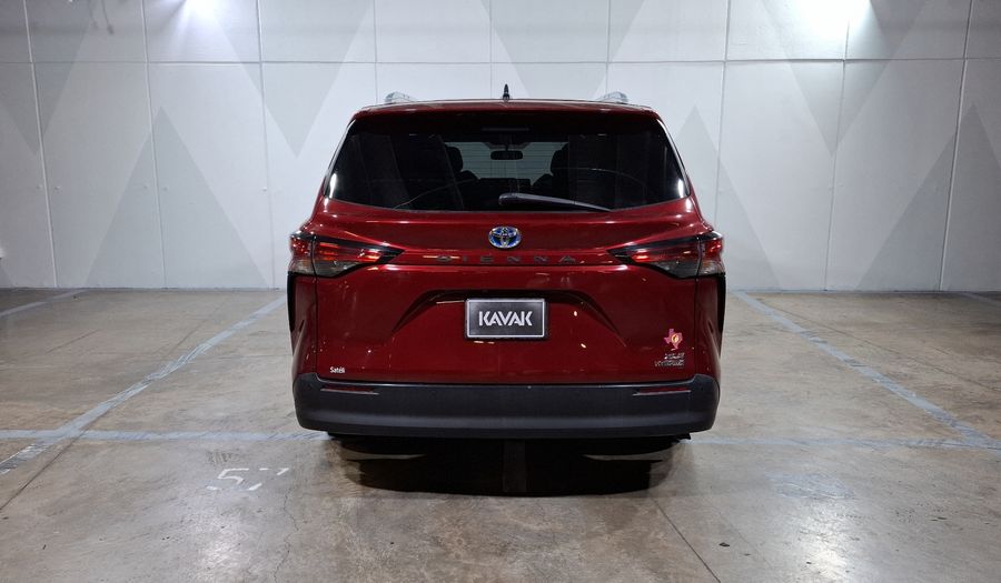 Toyota Sienna 2.5 HEV XLE PIEL AUTO Minivan 2021