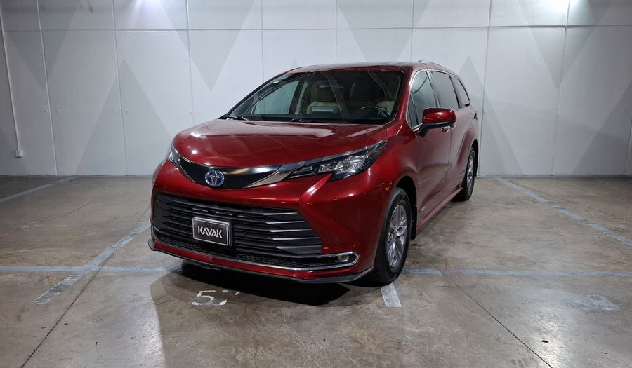 Toyota Sienna 2.5 HEV XLE PIEL AUTO Minivan 2021
