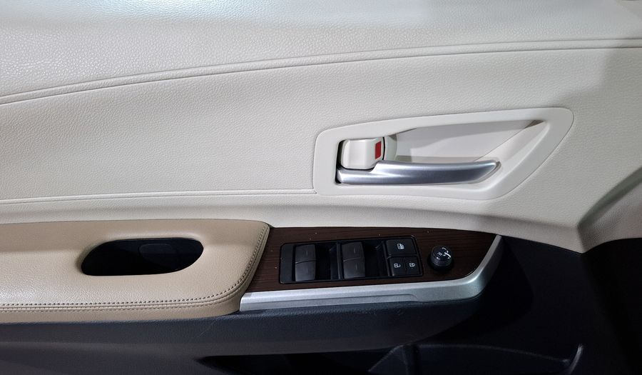 Toyota Sienna 2.5 HEV XLE PIEL AUTO Minivan 2021