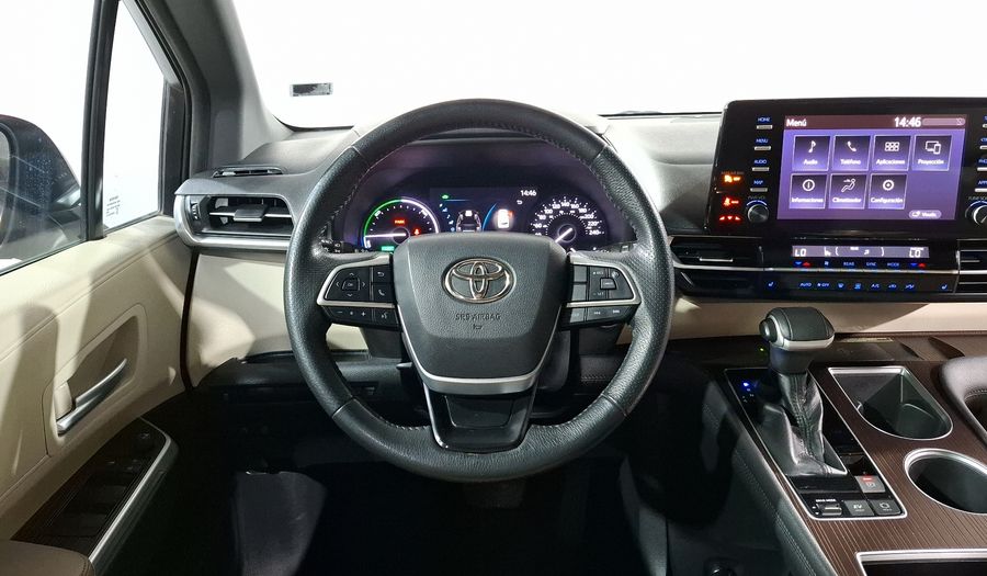 Toyota Sienna 2.5 HEV XLE PIEL AUTO Minivan 2021