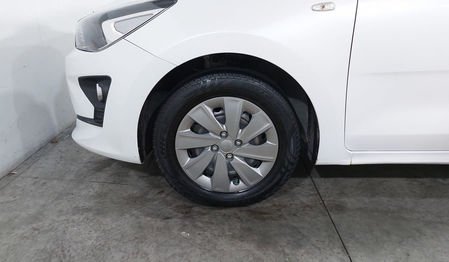 Kia Rio 1.6 L AUTO Sedan 2021