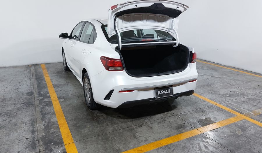 Kia Rio 1.6 L AUTO Sedan 2021