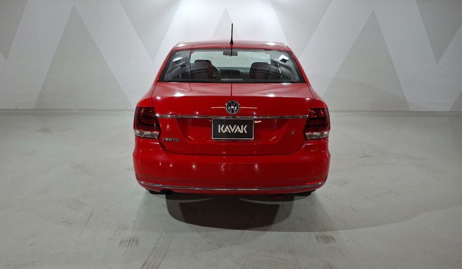 Volkswagen Vento 1.6 COMFORTLINE TIPTRONIC Sedan 2017