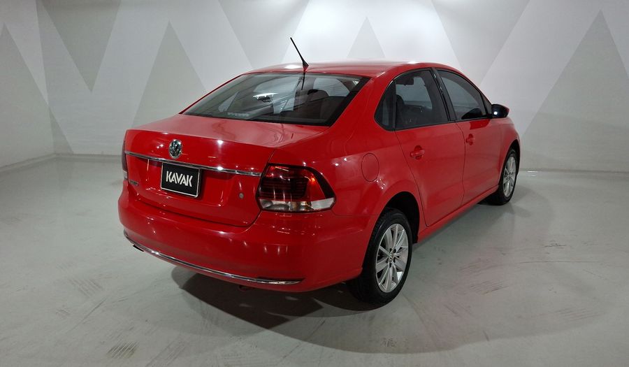 Volkswagen Vento 1.6 COMFORTLINE TIPTRONIC Sedan 2017