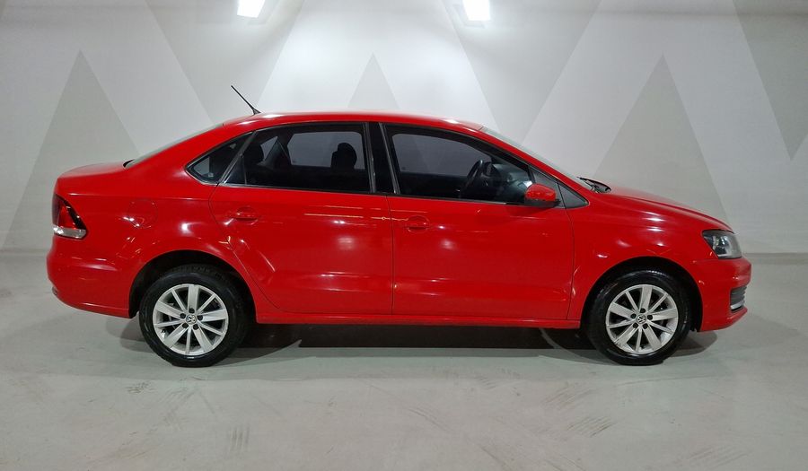 Volkswagen Vento 1.6 COMFORTLINE TIPTRONIC Sedan 2017