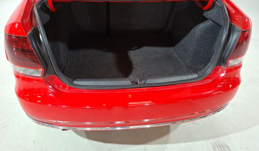 Volkswagen Vento 1.6 COMFORTLINE TIPTRONIC Sedan 2017