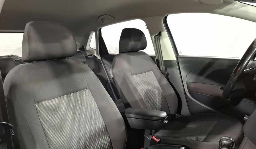 Volkswagen Polo 1.2 DSG Hatchback 2017