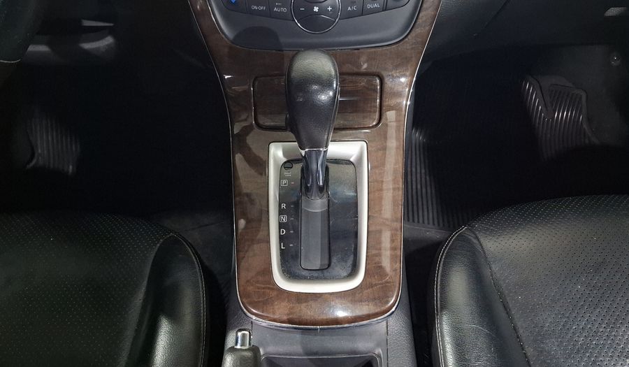 Nissan Sentra 1.8 EXCLUSIVE NAVI CVT Sedan 2016