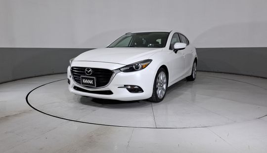 Mazda • Mazda 3