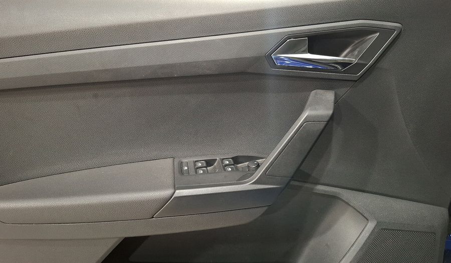 Seat Ibiza 1.6 STYLE MT CONNECT Hatchback 2018