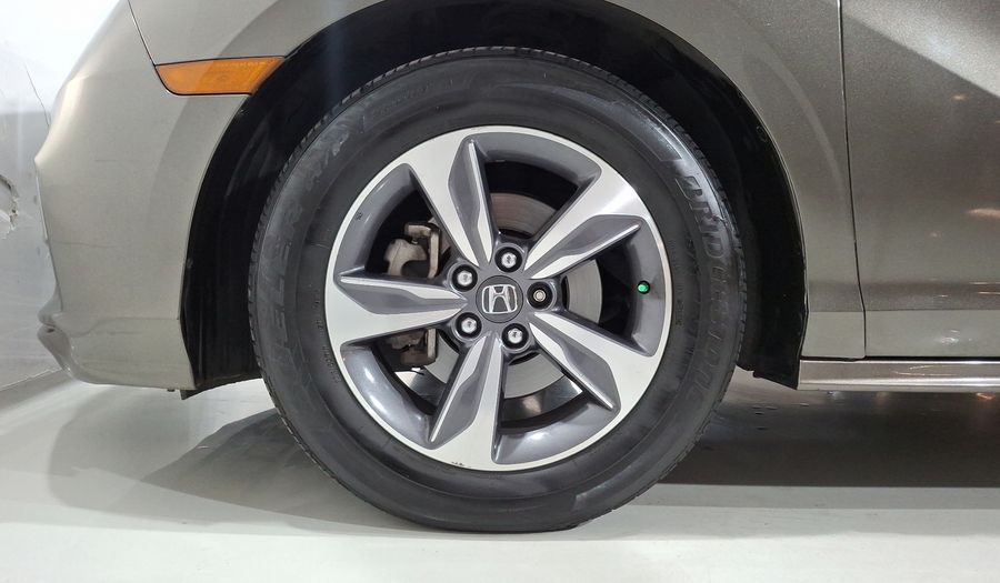 Honda Odyssey 3.5 TOURING AUTO Minivan 2018