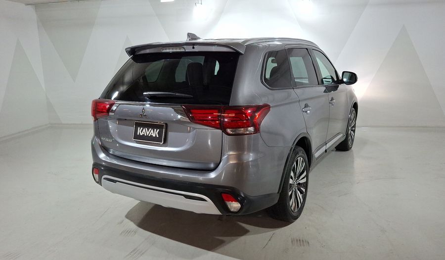 Mitsubishi Outlander 2.4 SE PLUS CVT Suv 2019