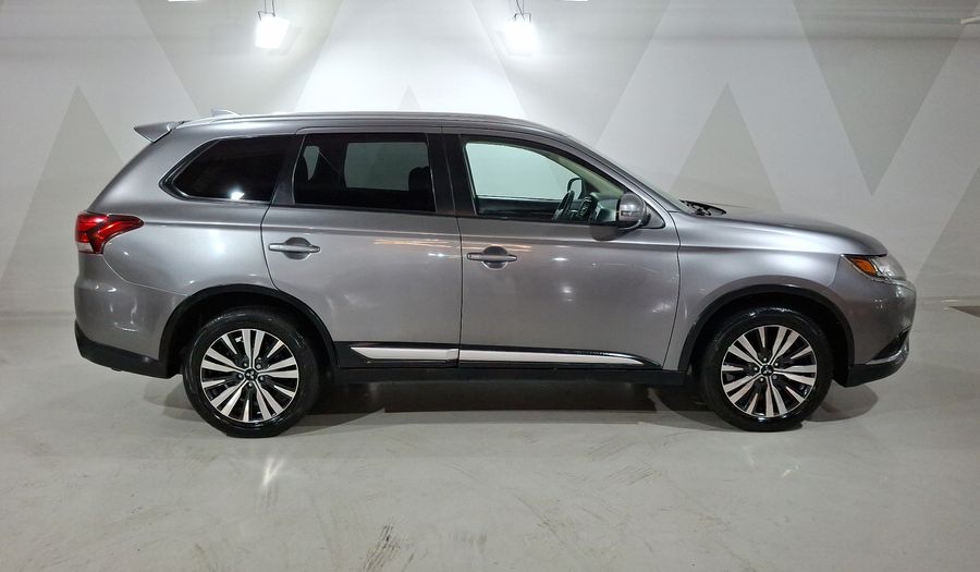 Mitsubishi Outlander 2.4 SE PLUS CVT Suv 2019