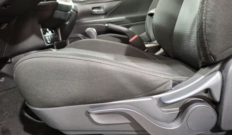 Mitsubishi Outlander 2.4 SE PLUS CVT Suv 2019